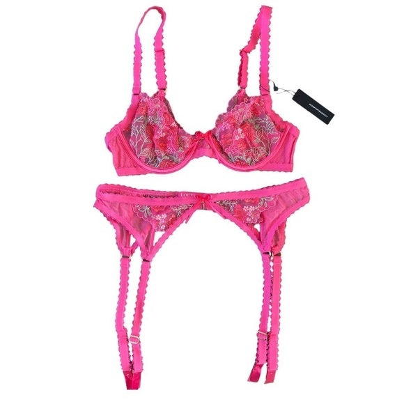 Lounge Leelah NWT Embroidered Balcony Bra with matching Garter Belt Pink Lace - Picture 3 of 10